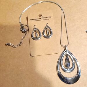 Double loop slide necklace & matching earrings